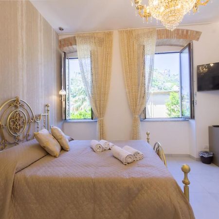 Villa Valverde Apartments E B&B Taormina Zewnętrze zdjęcie